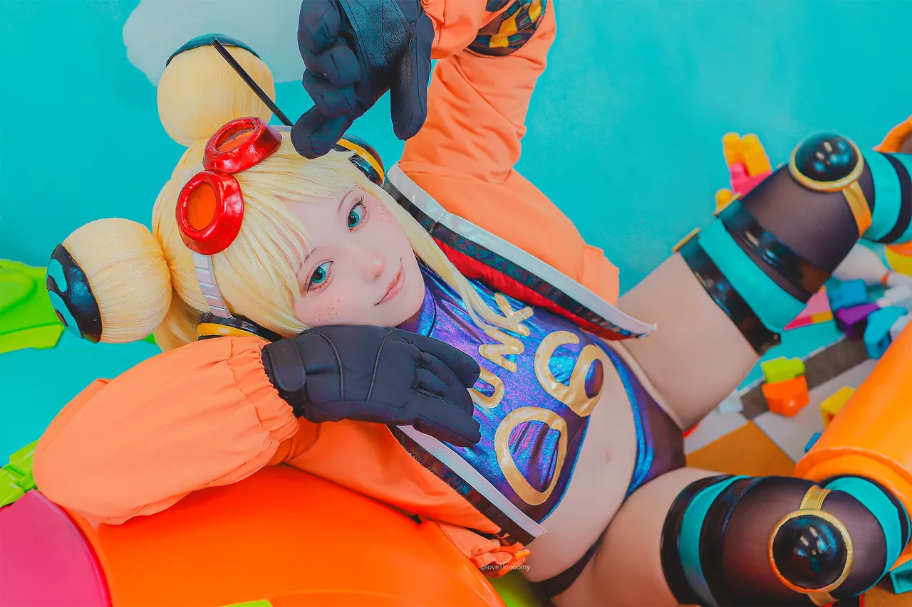Masaru Cosplay-erohere275.webp