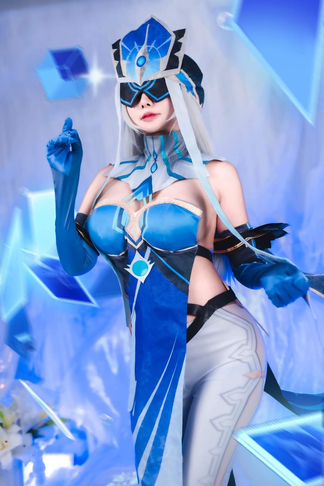 Meenfox - Mirror Maiden-erohere4.jpg