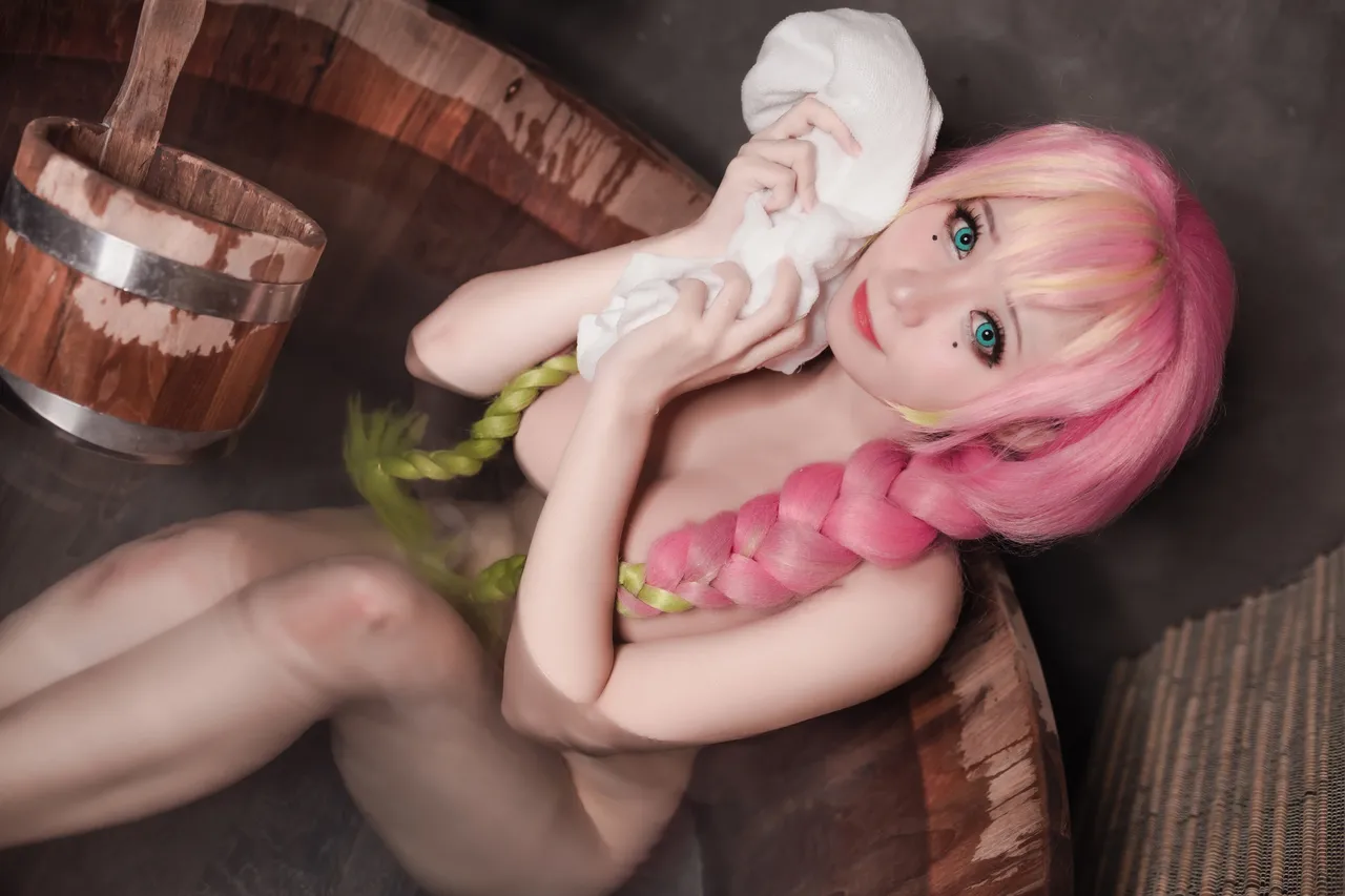 Meenfox cosplay Mitsuri Kanroji - Kimetsu no Yaiba-erohere7.webp