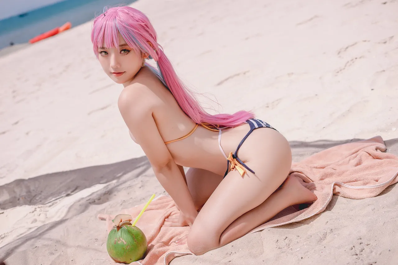 Messie Huang - Aqua Bikini-erohere8.webp