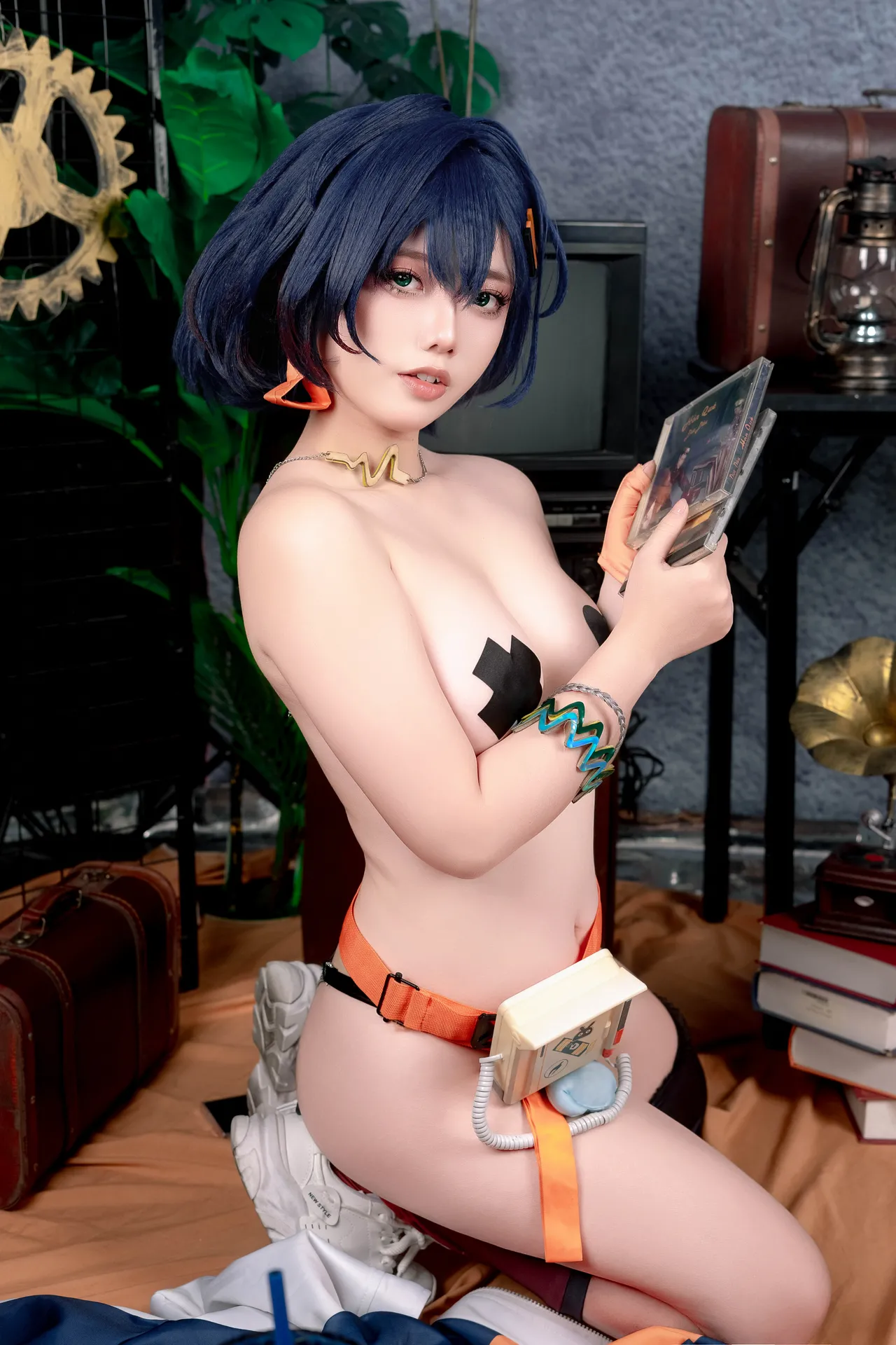 Messie Huang - Bella-erohere33.webp