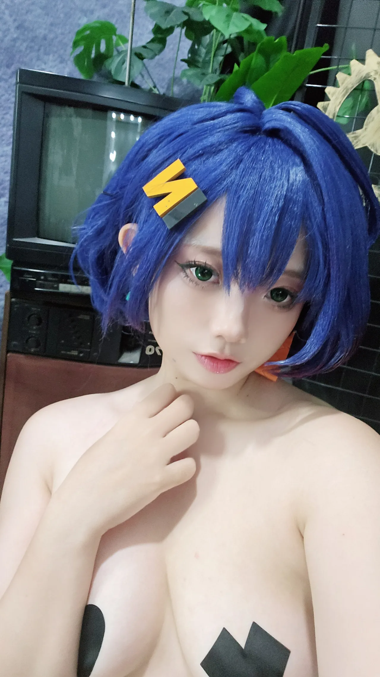 Messie Huang - Bella-erohere47.webp