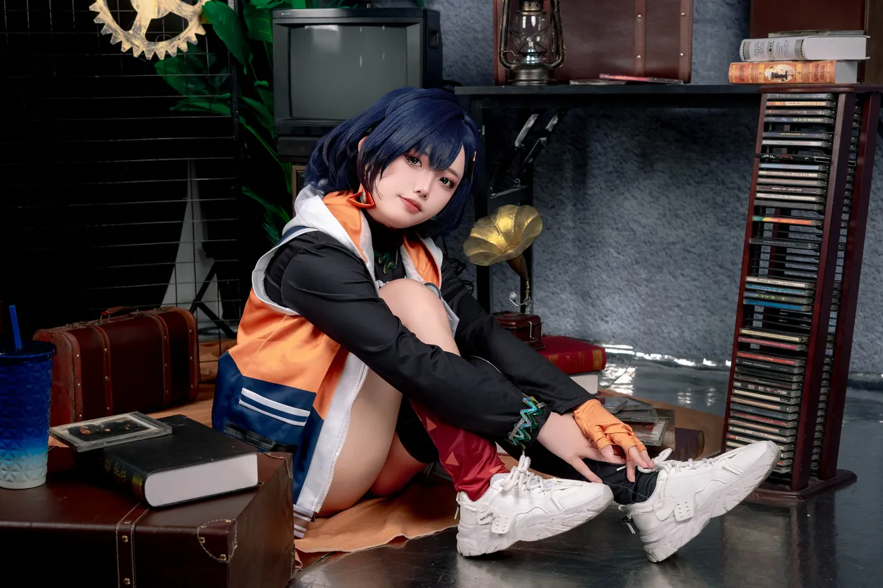 Messie Huang - Bella-erohere8.webp