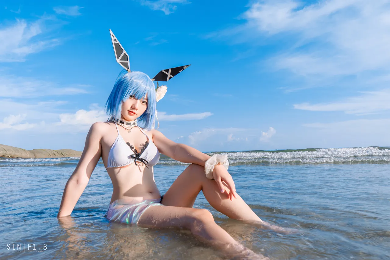 Messie Huang - Gascogne swimsuit-erohere16.webp