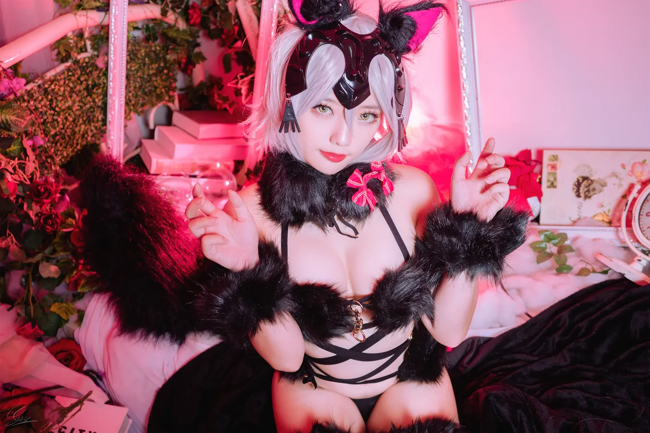 Messie Huang - Jeanne Alter Wolf-erohere11.webp