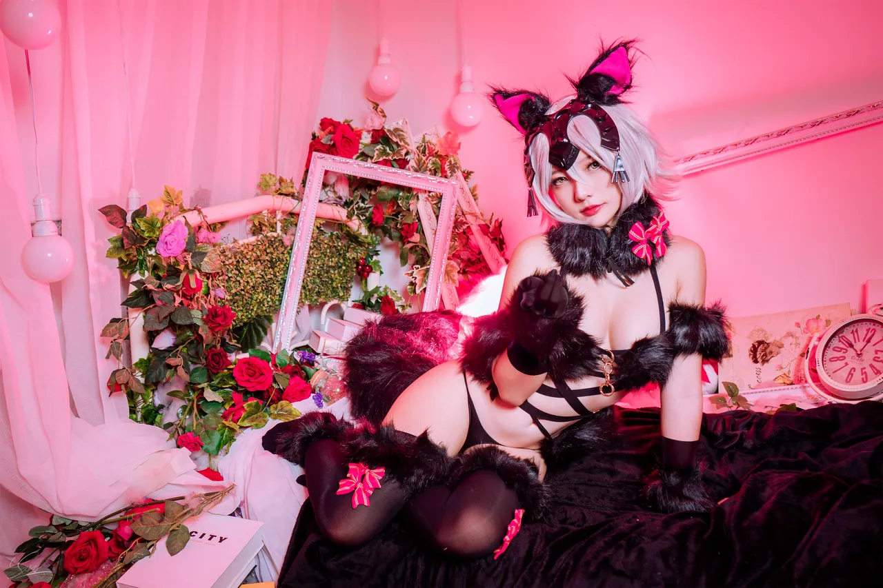 Messie Huang - Jeanne Alter Wolf-erohere4.webp