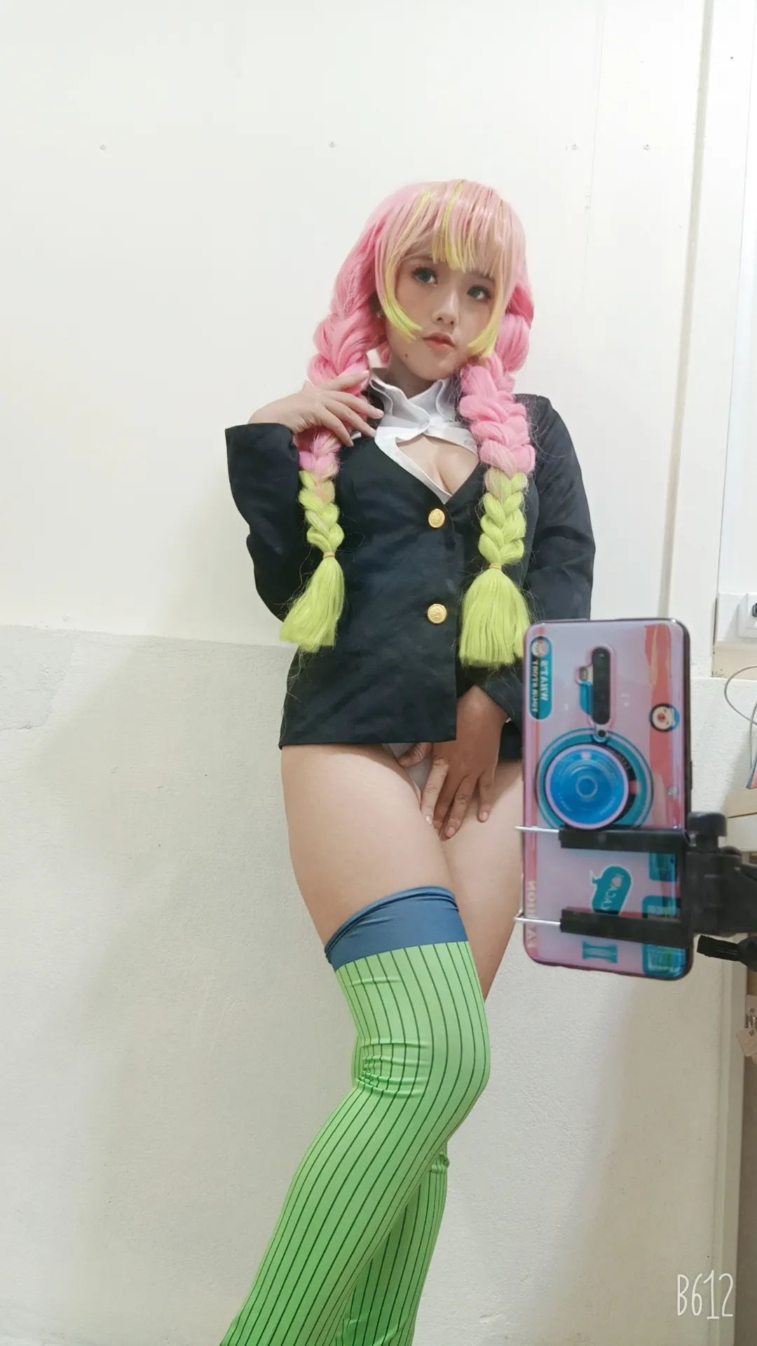 Messie Huang - Kanroji-erohere11.webp