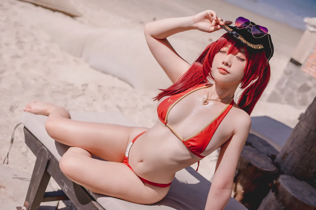 Messie Huang - Marine Houshou-erohere17.webp