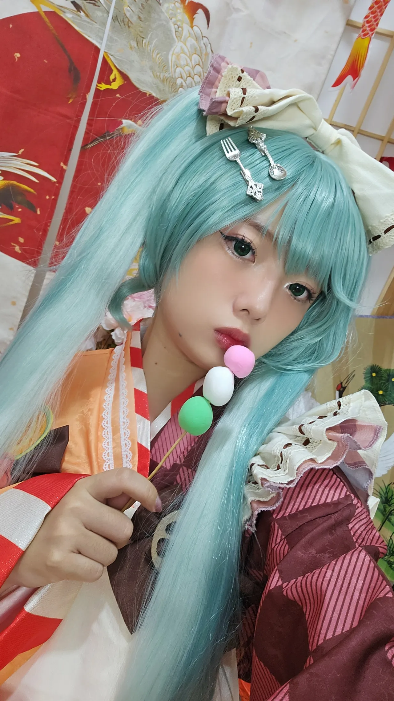 Messie Huang - Miku-erohere39.webp