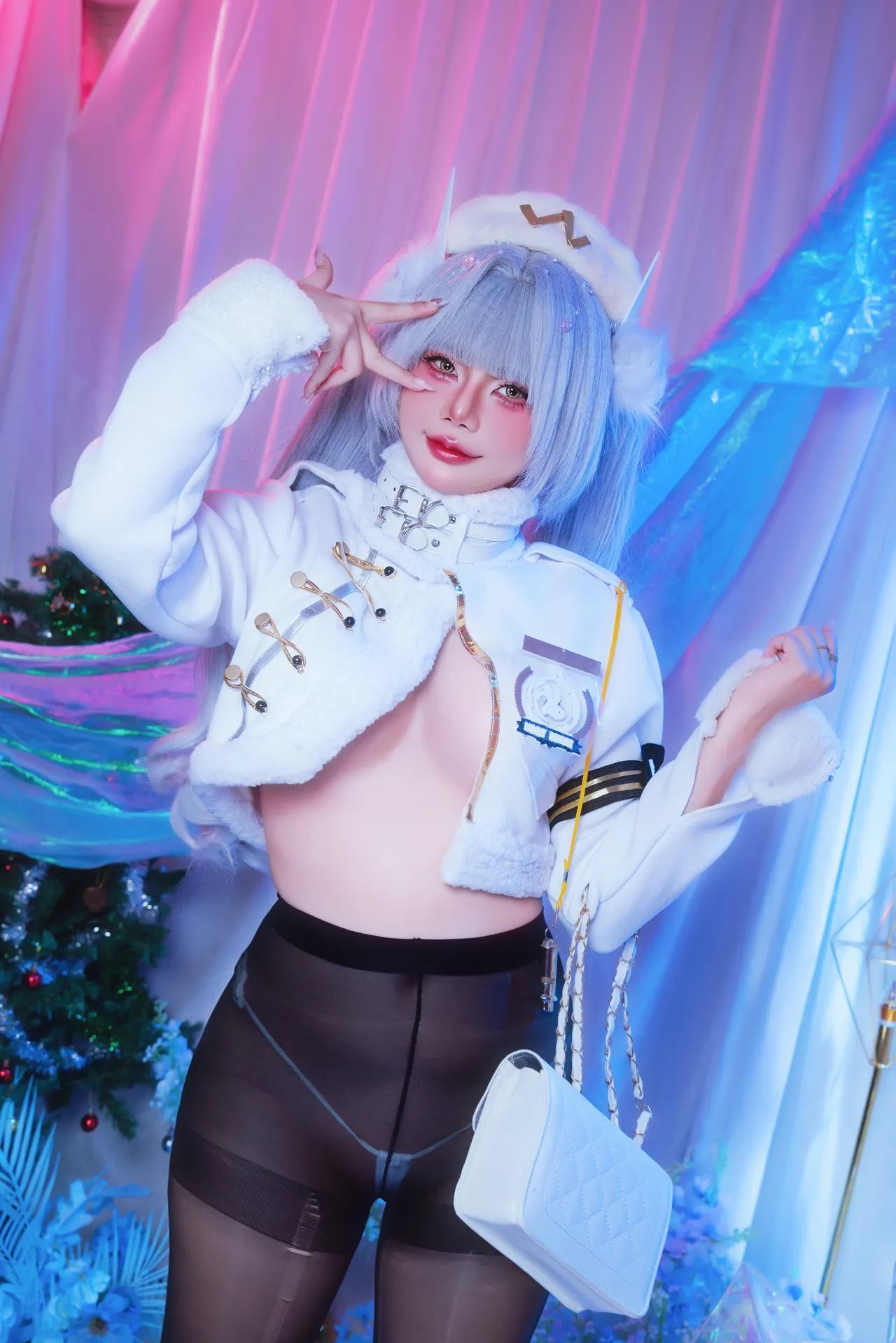 Miinmeow - Blanc-erohere2.webp
