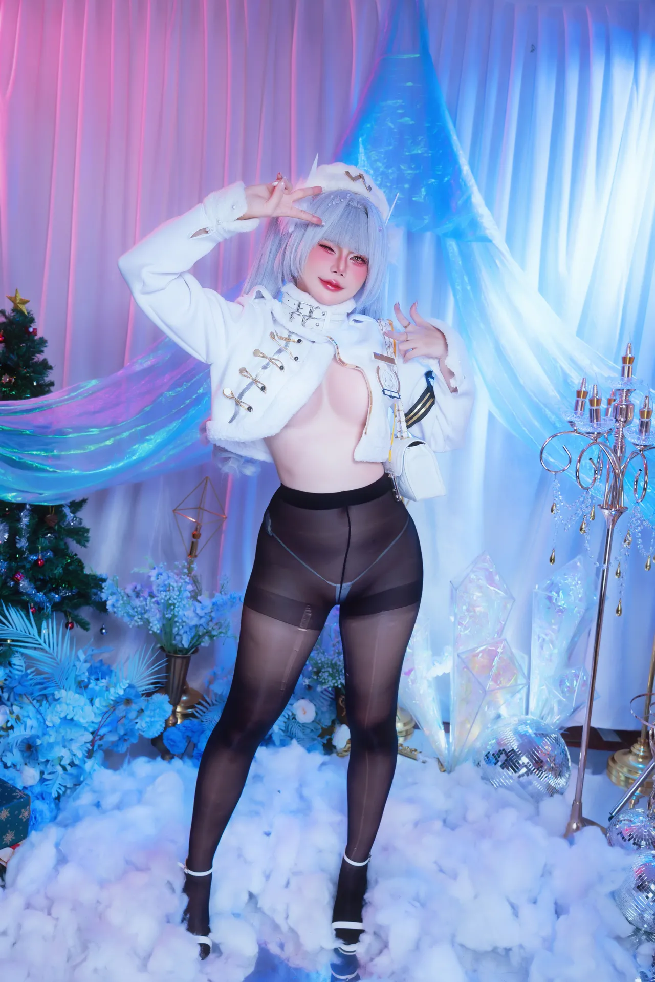 Miinmeow - Blanc-erohere3.webp
