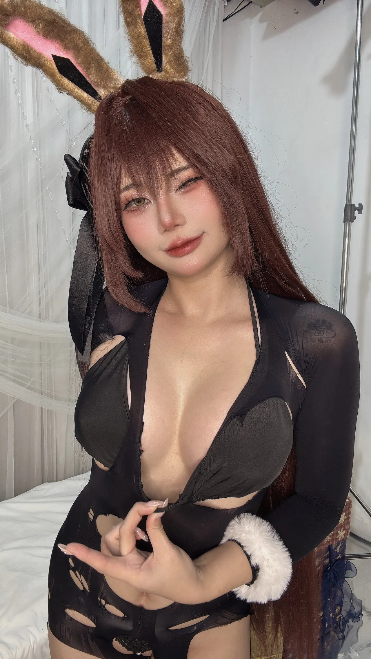 Miinmeow - Noir-erohere82.webp