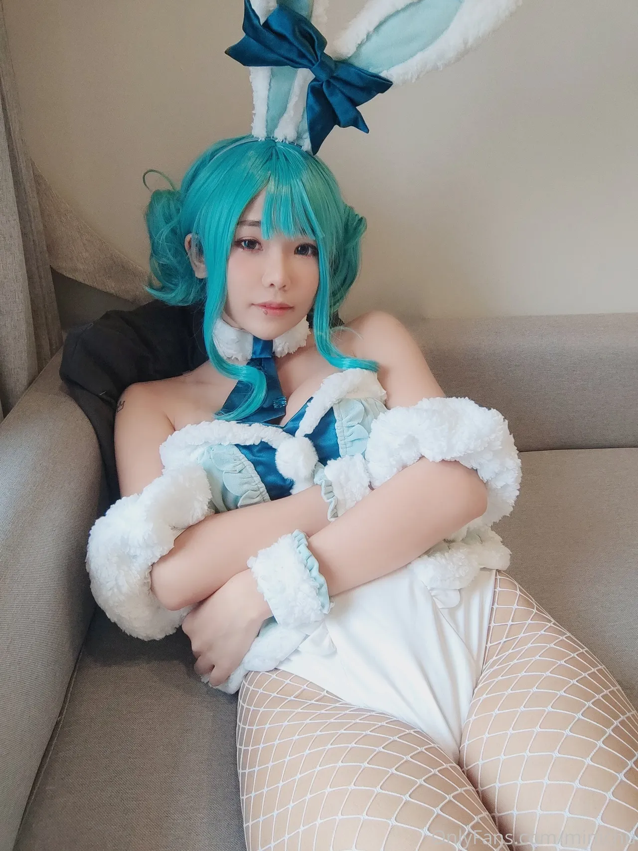 Minichu - Bunny Miku-erohere19.webp
