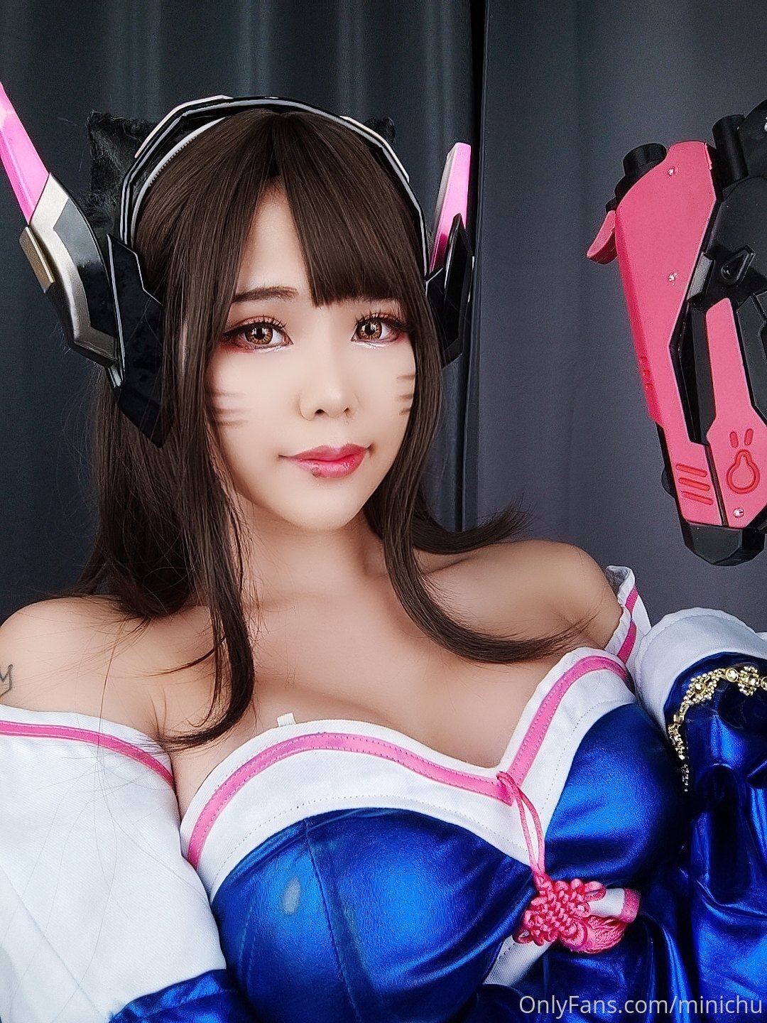 Minichu - D.Va-erohere2.jpg