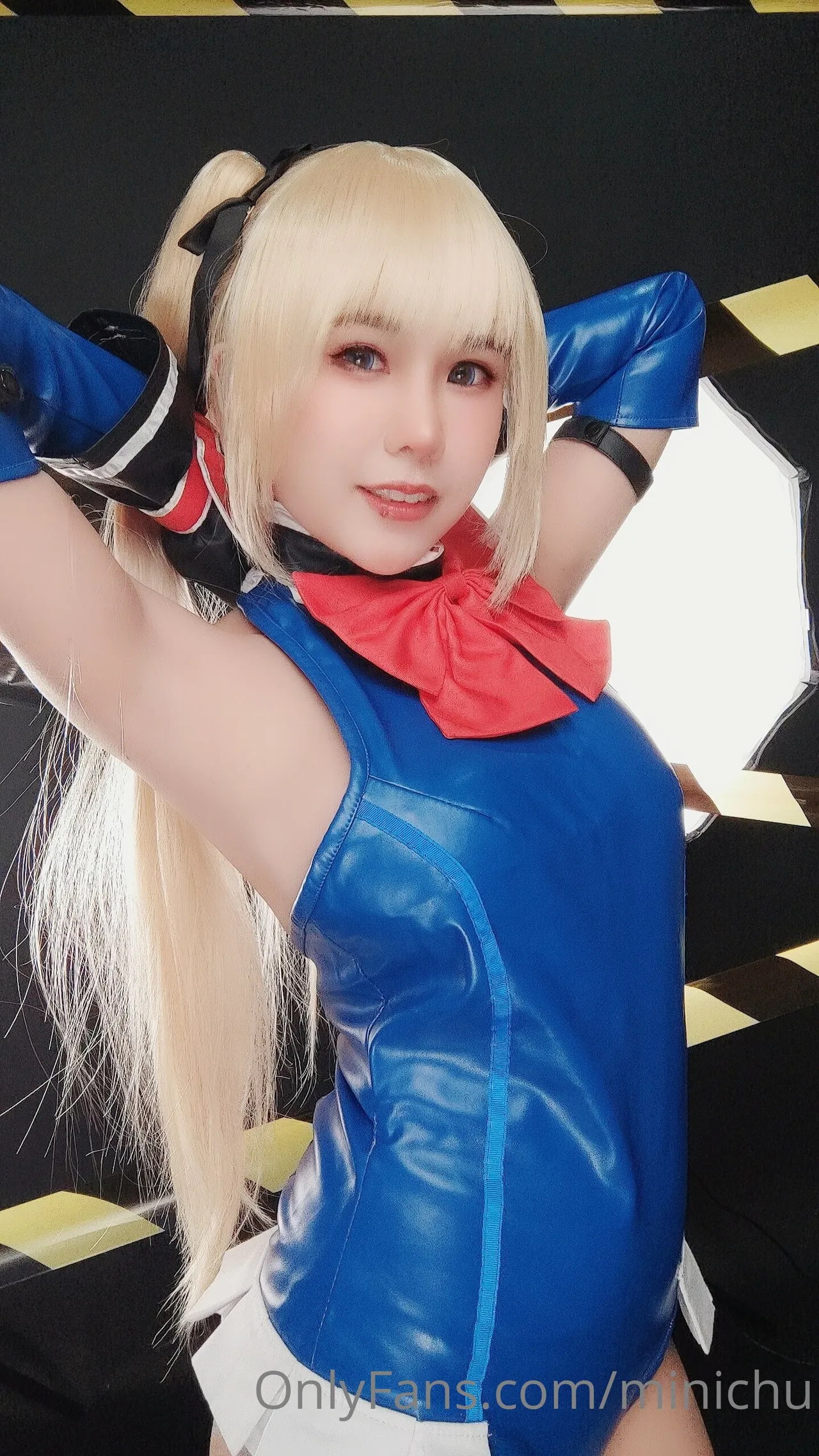 Minichu - Marie Rose bath-erohere3.webp