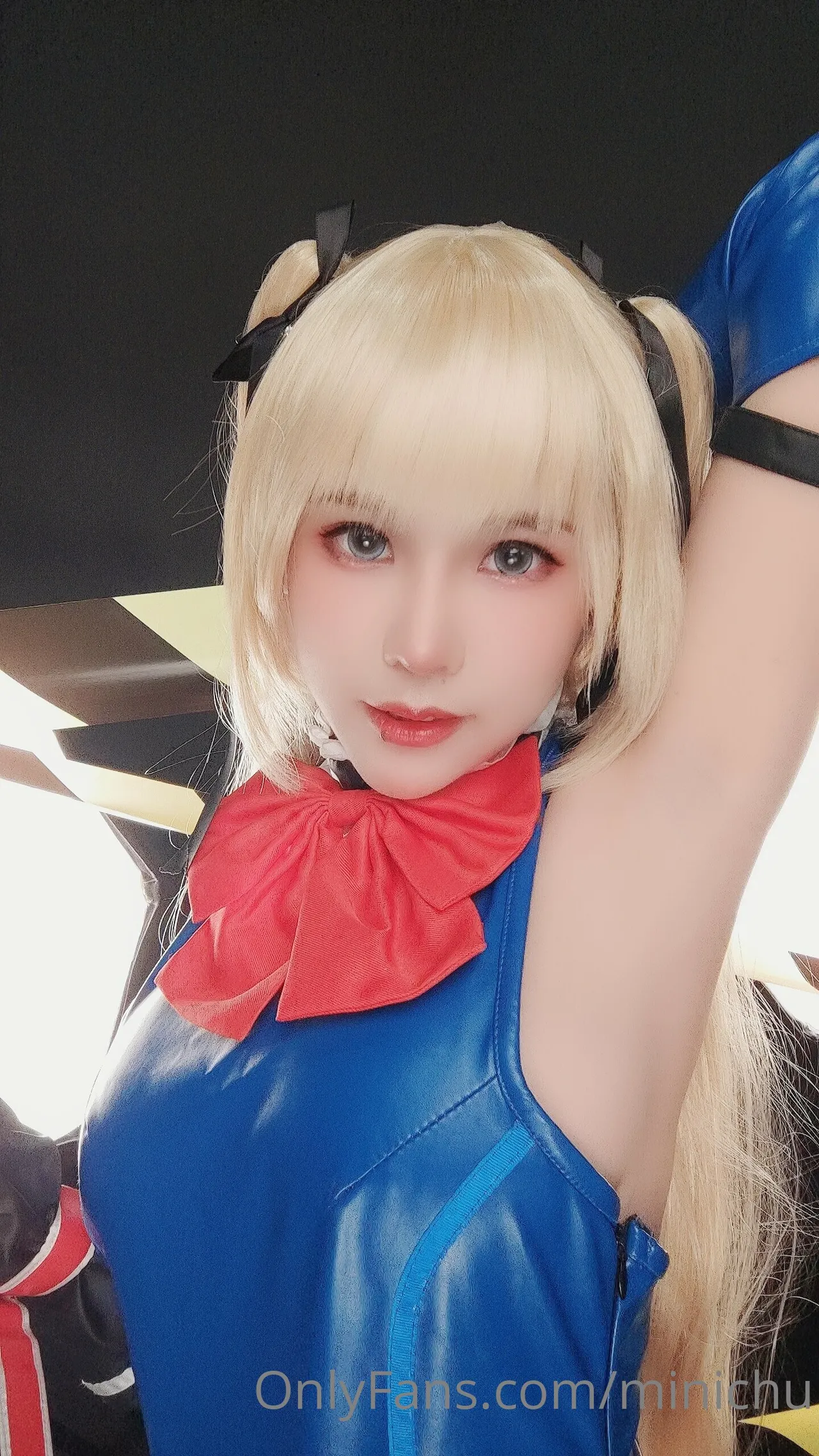 Minichu - Marie Rose bath-erohere6.webp