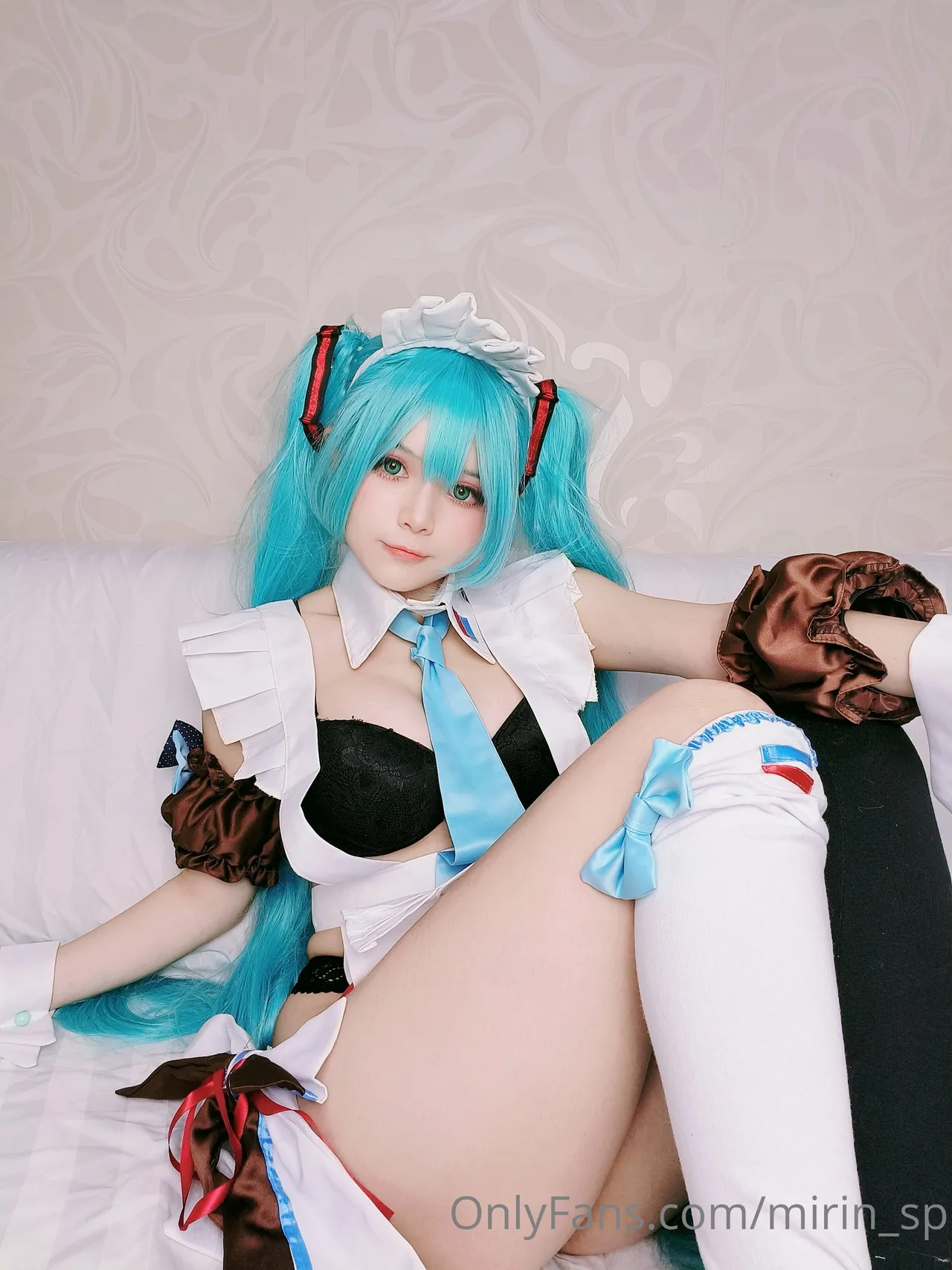 MirinShu - Miku Maid-erohere7.webp