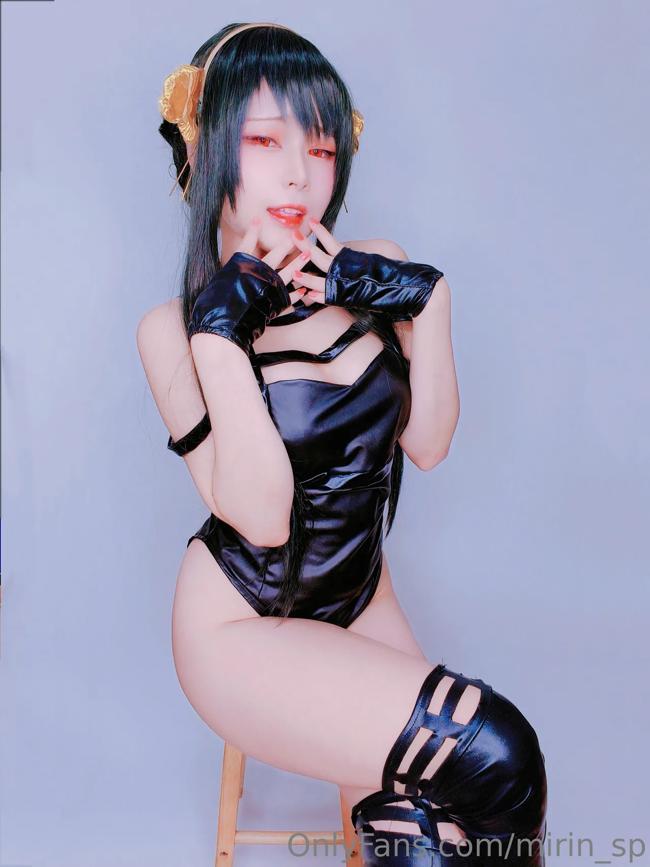 MirinShu - Yor-erohere2.webp