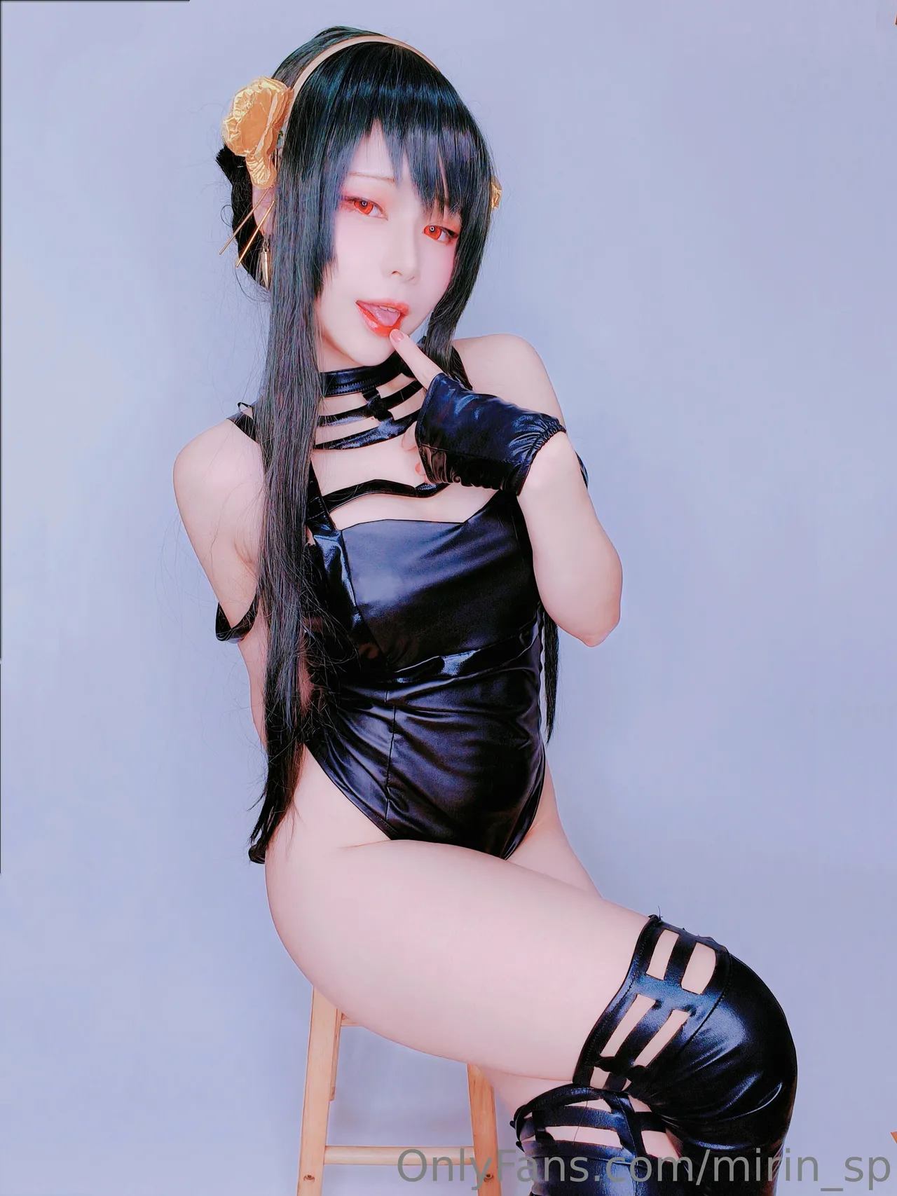 MirinShu - Yor-erohere4.webp