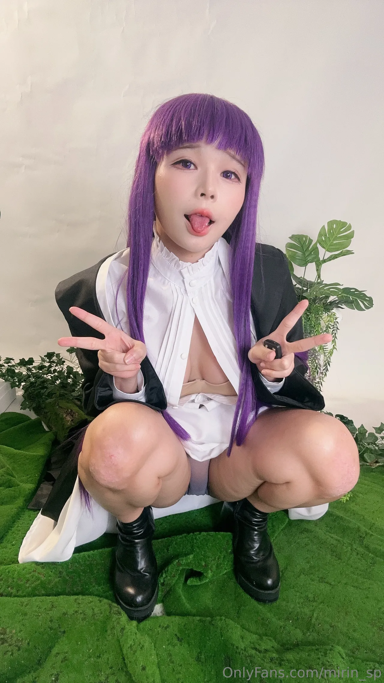 MirinShu A Little Sexy Fern 🤏-erohere11.webp