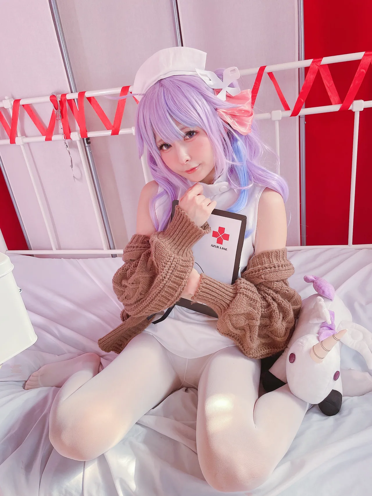 Momo - Unicorn (Azur Lane)-erohere4.webp