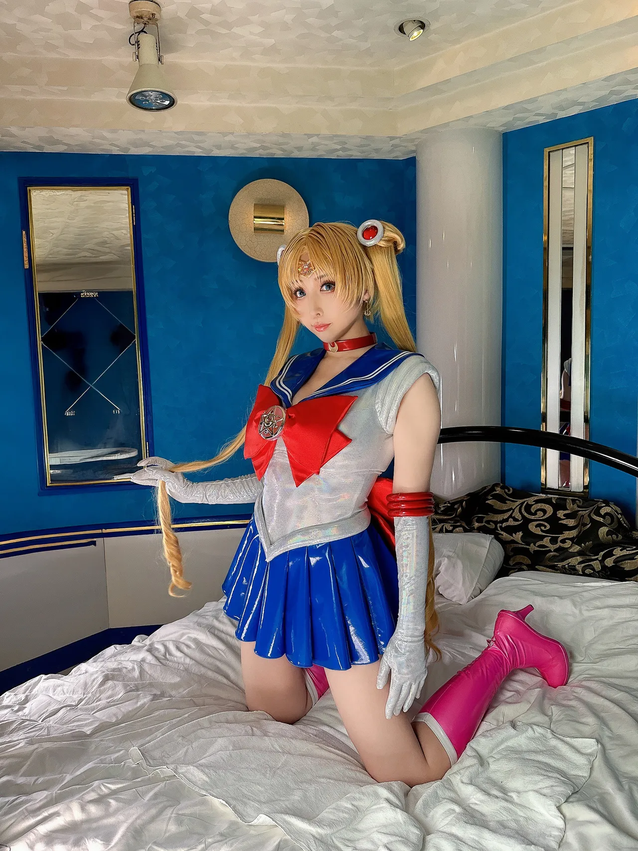 Momoiru Reku Moonlight Private Stay -SAILOR MOON COSPLAY PHOTO BOOK--erohere138.webp