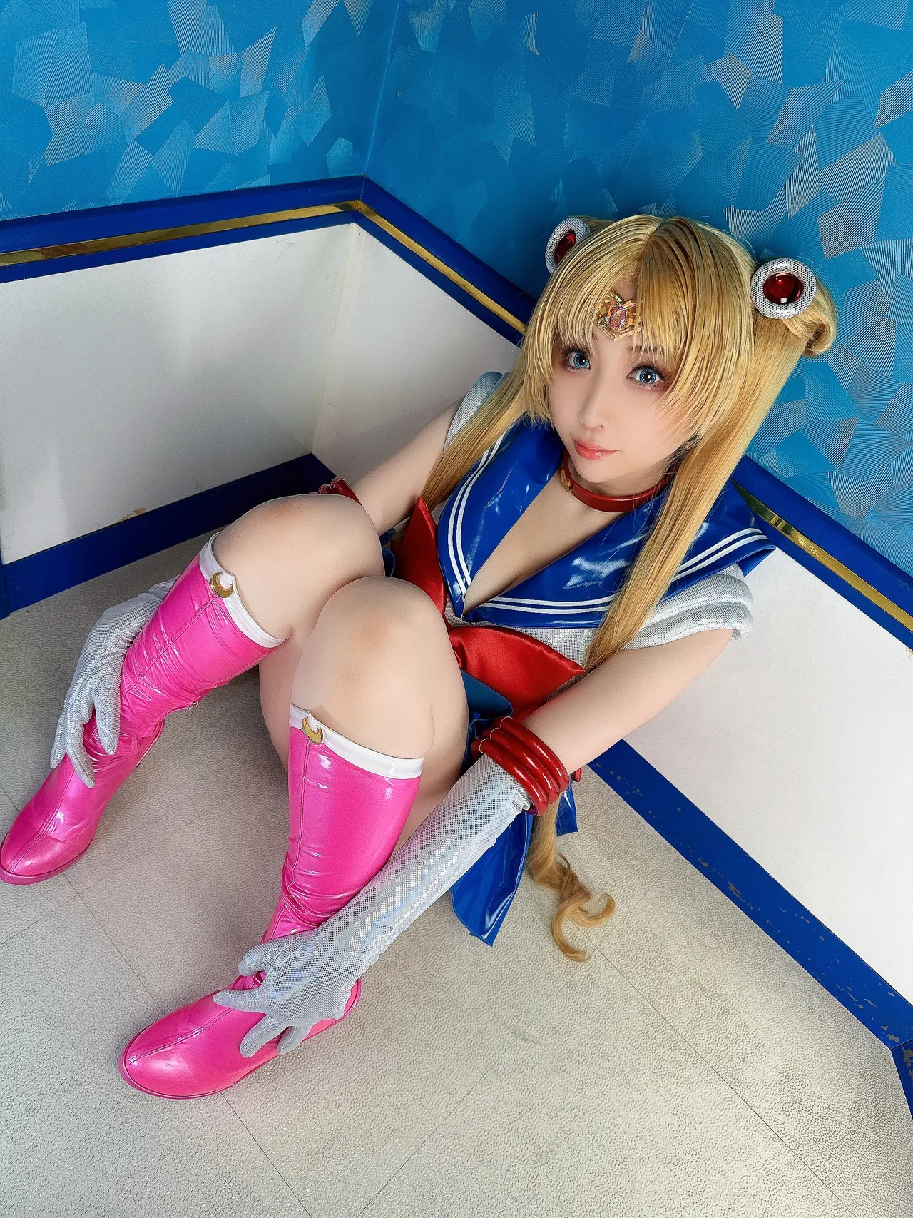 Momoiru Reku Moonlight Private Stay -SAILOR MOON COSPLAY PHOTO BOOK--erohere25.webp
