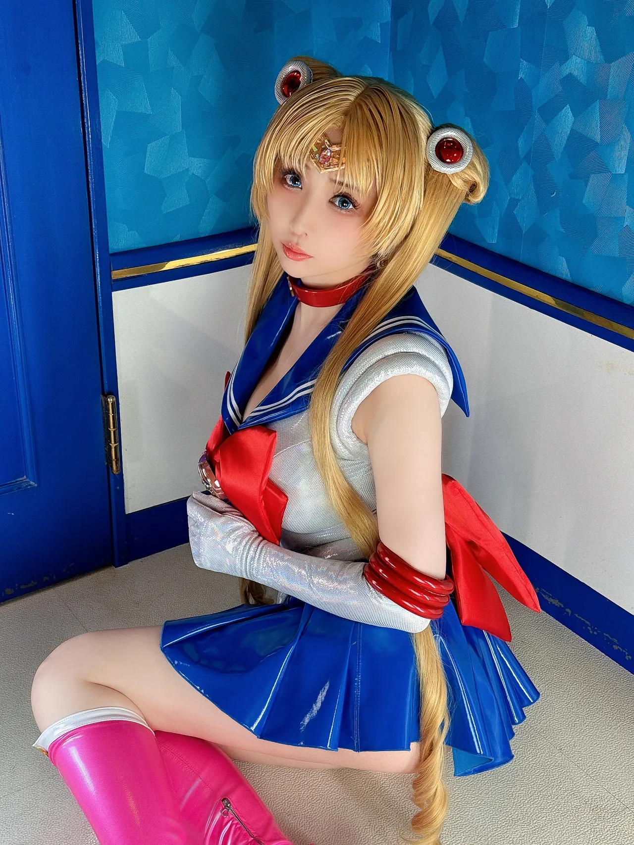 Momoiru Reku Moonlight Private Stay -SAILOR MOON COSPLAY PHOTO BOOK--erohere32.webp