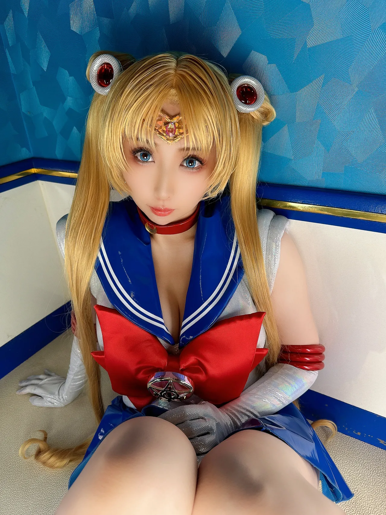 Momoiru Reku Moonlight Private Stay -SAILOR MOON COSPLAY PHOTO BOOK--erohere38.webp