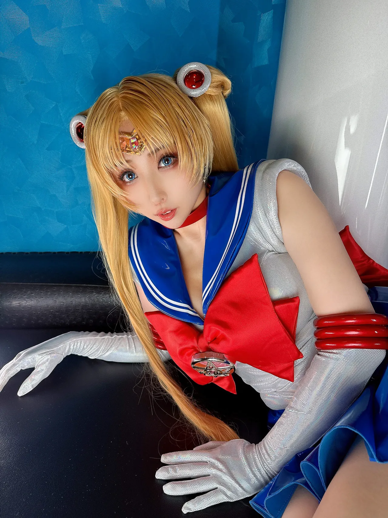 Momoiru Reku Moonlight Private Stay -SAILOR MOON COSPLAY PHOTO BOOK--erohere59.webp