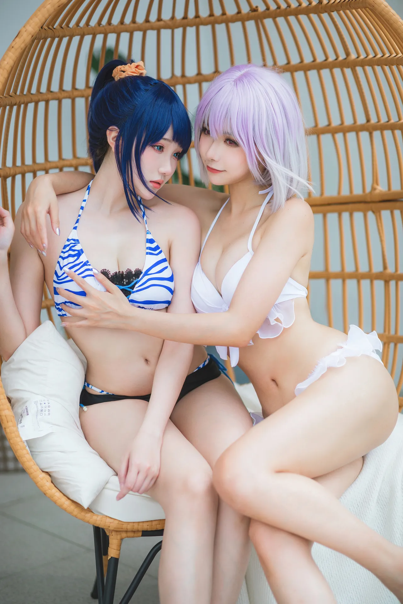 Momoko葵葵&amp;瓜希酱SSSS.GRIDMAN宝多六花&amp;新条茜 泳装-erohere25.webp
