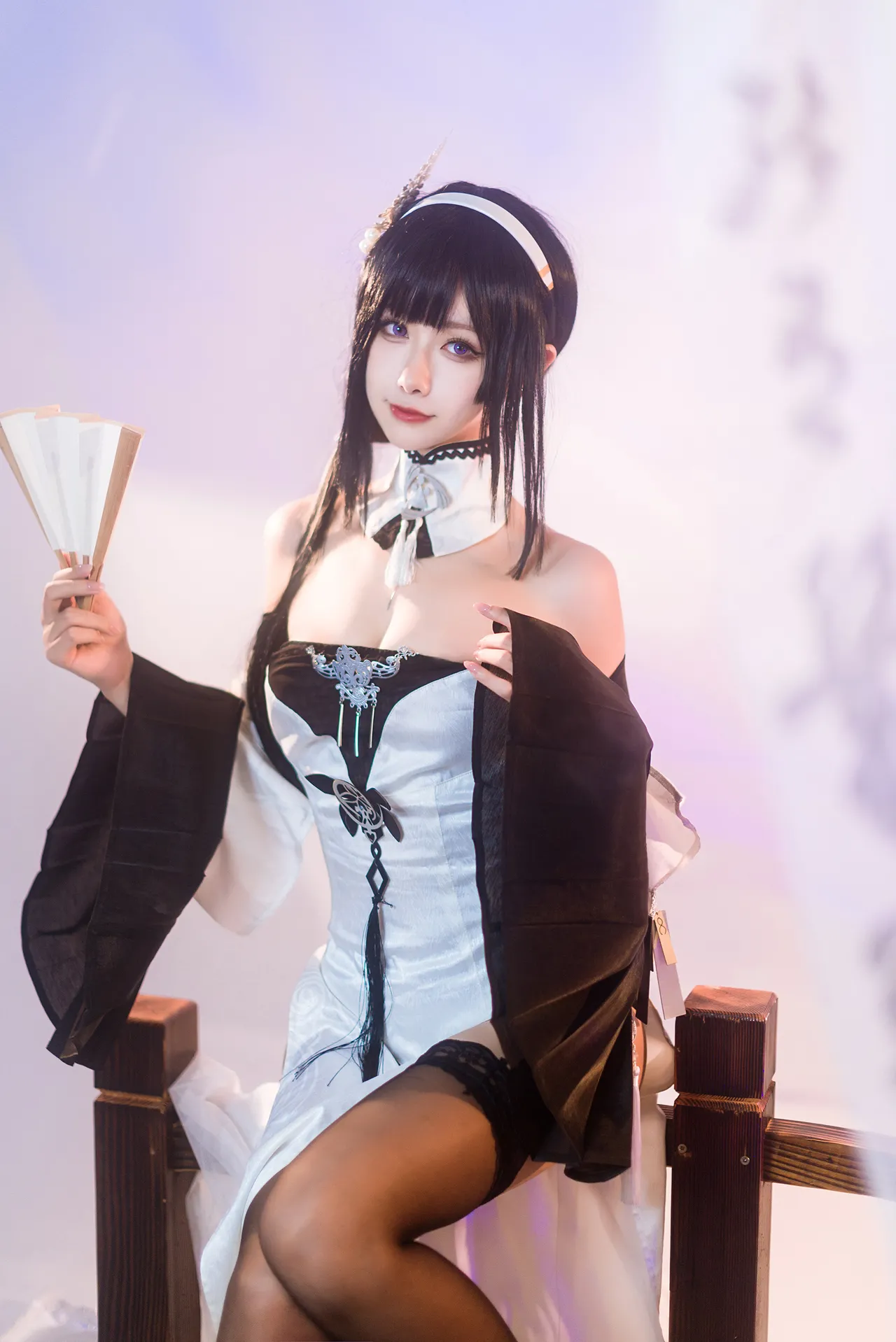 Momoko葵葵碧蓝航线镇海 默认皮肤&奇奢花苑