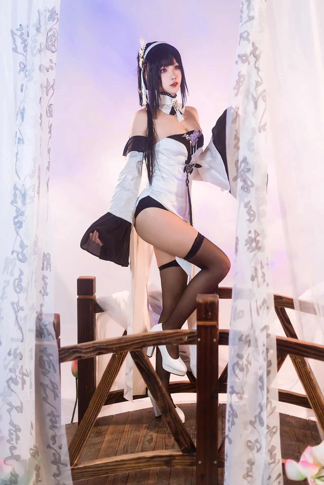 Momoko葵葵碧蓝航线镇海 默认皮肤＆奇奢花苑-erohere4.webp