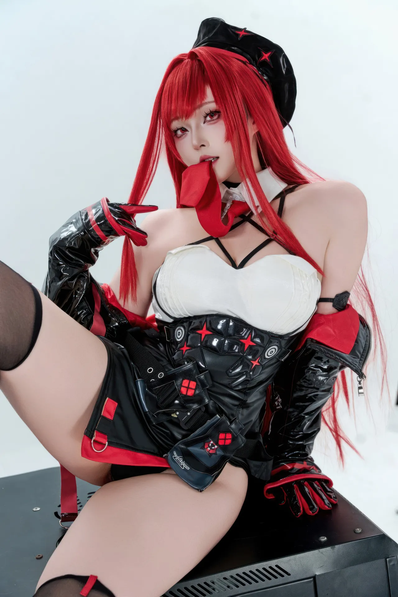 Natsuko夏夏子 胜利女神：妮姬 拉毗：小红帽-erohere26.webp