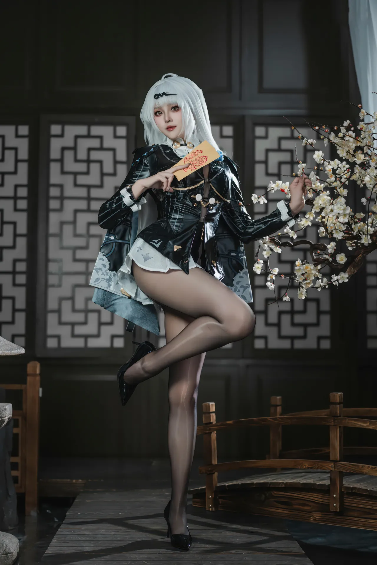 Natsuko夏夏子 - 仪玄-墨形影踪87P-563M-erohere12.webp