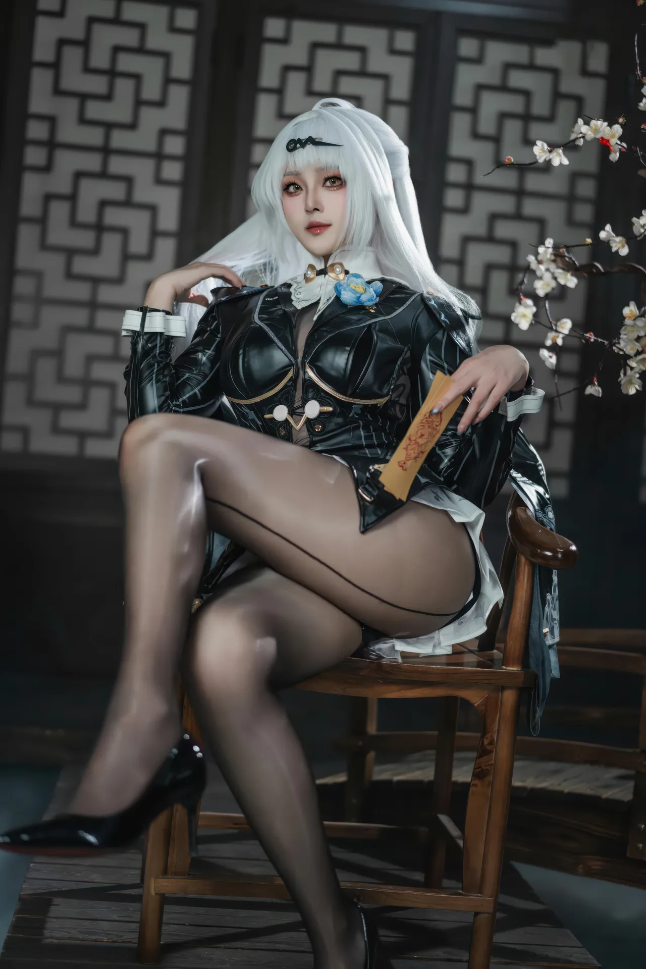 Natsuko夏夏子 - 仪玄-墨形影踪87P-563M-erohere21.webp