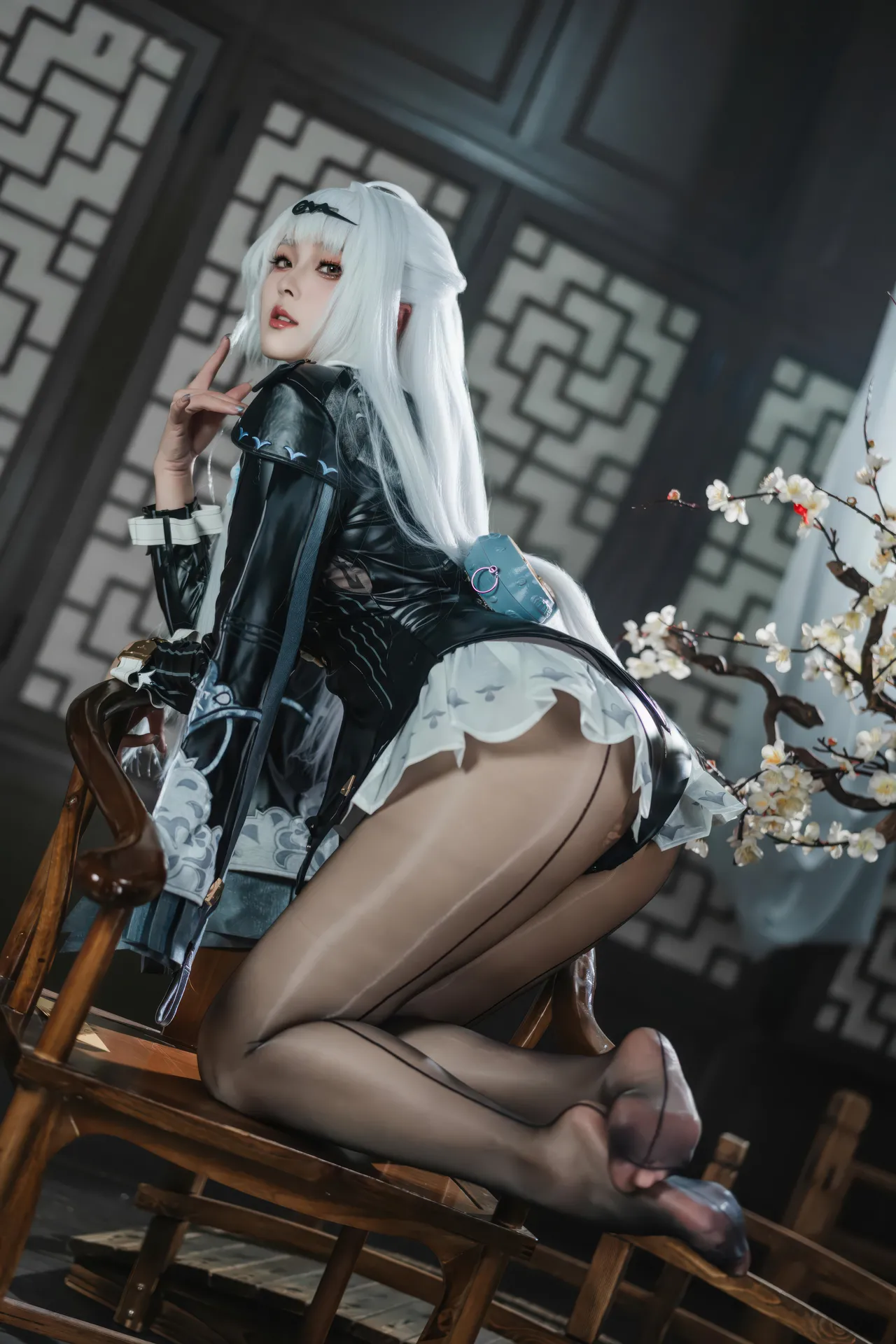 Natsuko夏夏子 - 仪玄-墨形影踪87P-563M-erohere28.webp