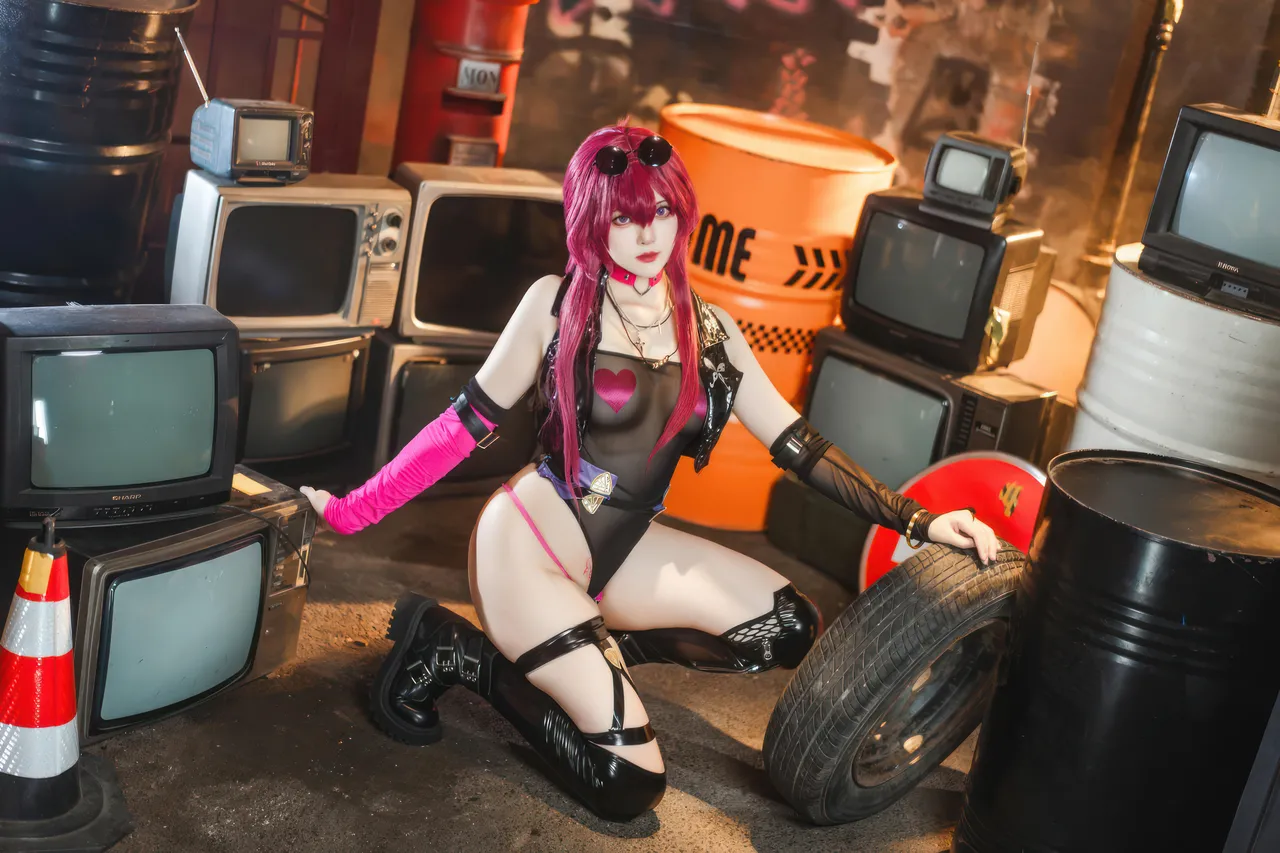 Natsuko夏夏子 - 崩坏：星穹铁道 卡芙卡 dishwasher同人-erohere14.webp