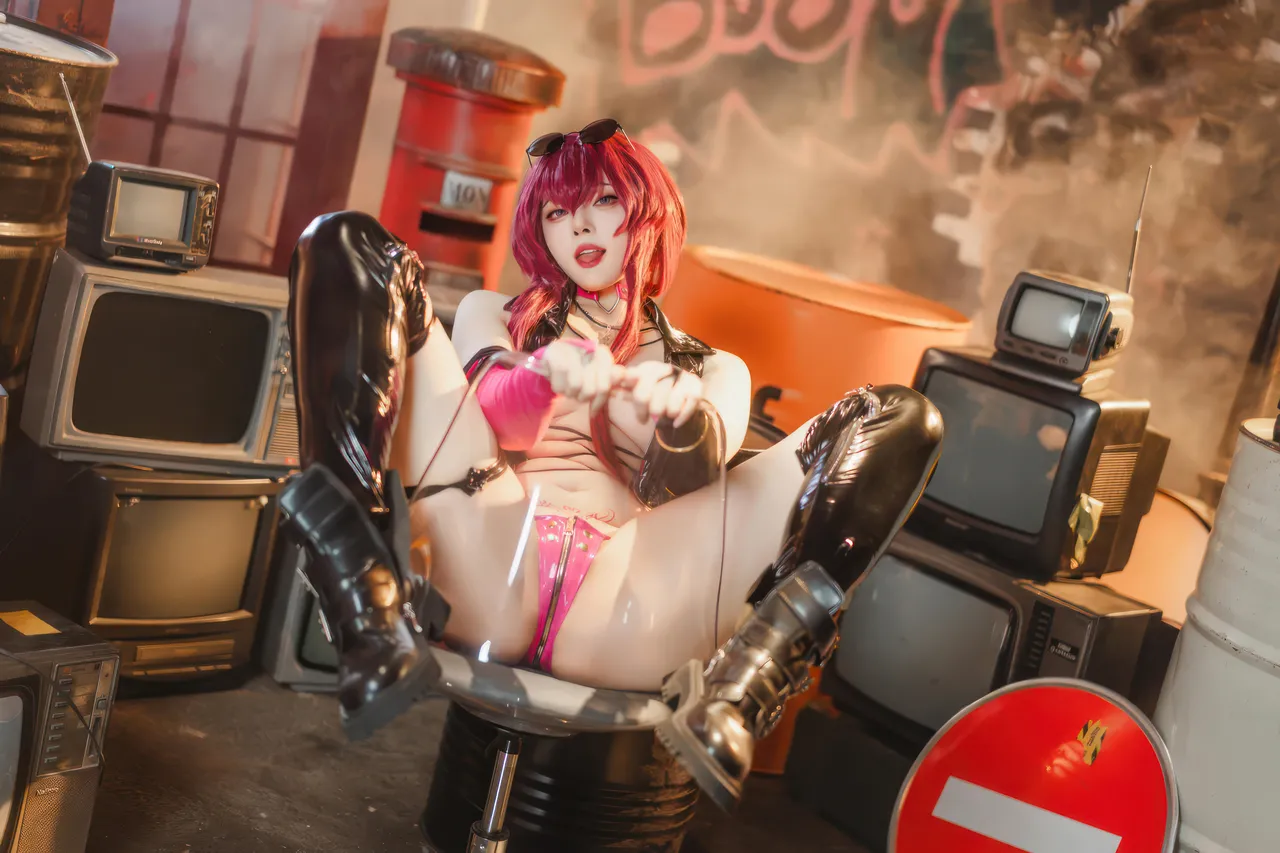 Natsuko夏夏子 - 崩坏：星穹铁道 卡芙卡 dishwasher同人-erohere54.webp