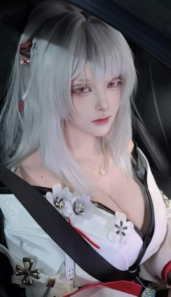 Natsume0v0 - 推特-erohere666.jpg