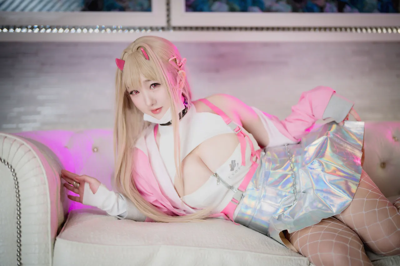 Nini22_椰椰贝Nini22_cosplay - C103 Viper-erohere22.webp