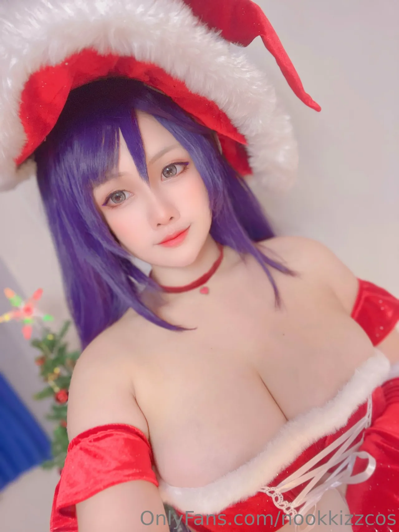 Nookkiizz - Christmas Mona-erohere3.webp