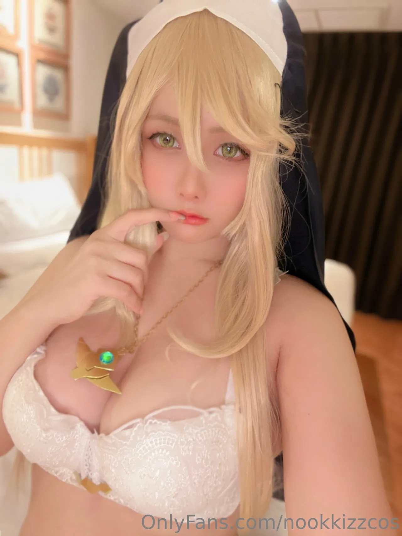 Nookkiizz - Sharon Holygrail-erohere6.webp