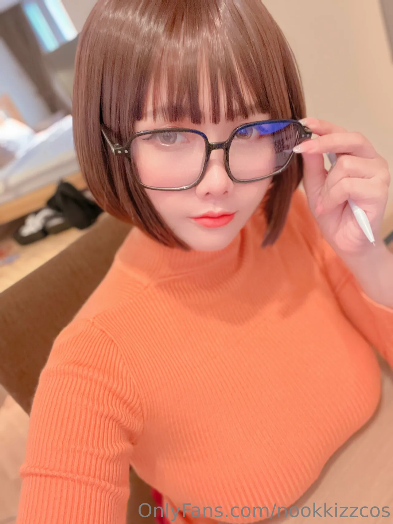 Nookkiizz - Velma-erohere4.webp
