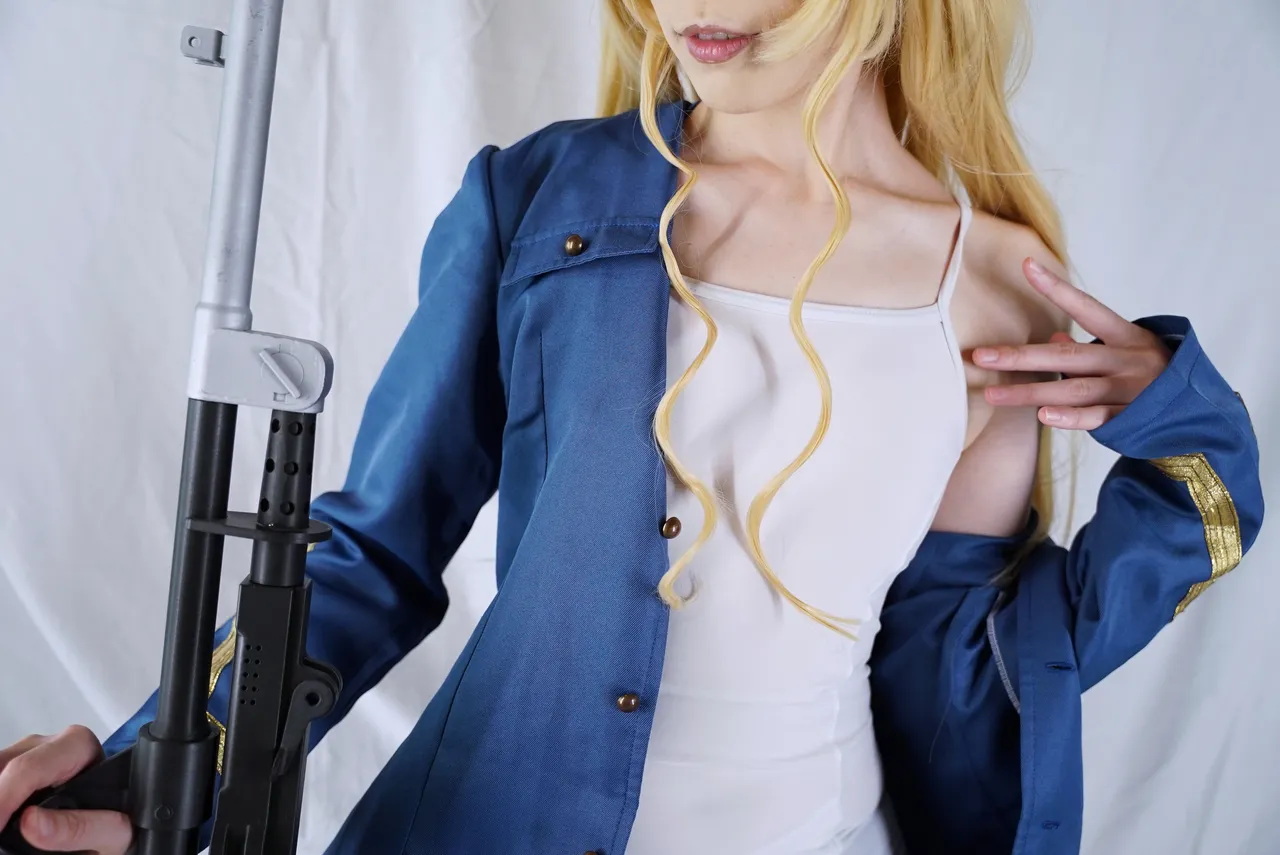 Okino Shizuku La lueur de l'horizon (Strike Witches)-erohere181.jpg