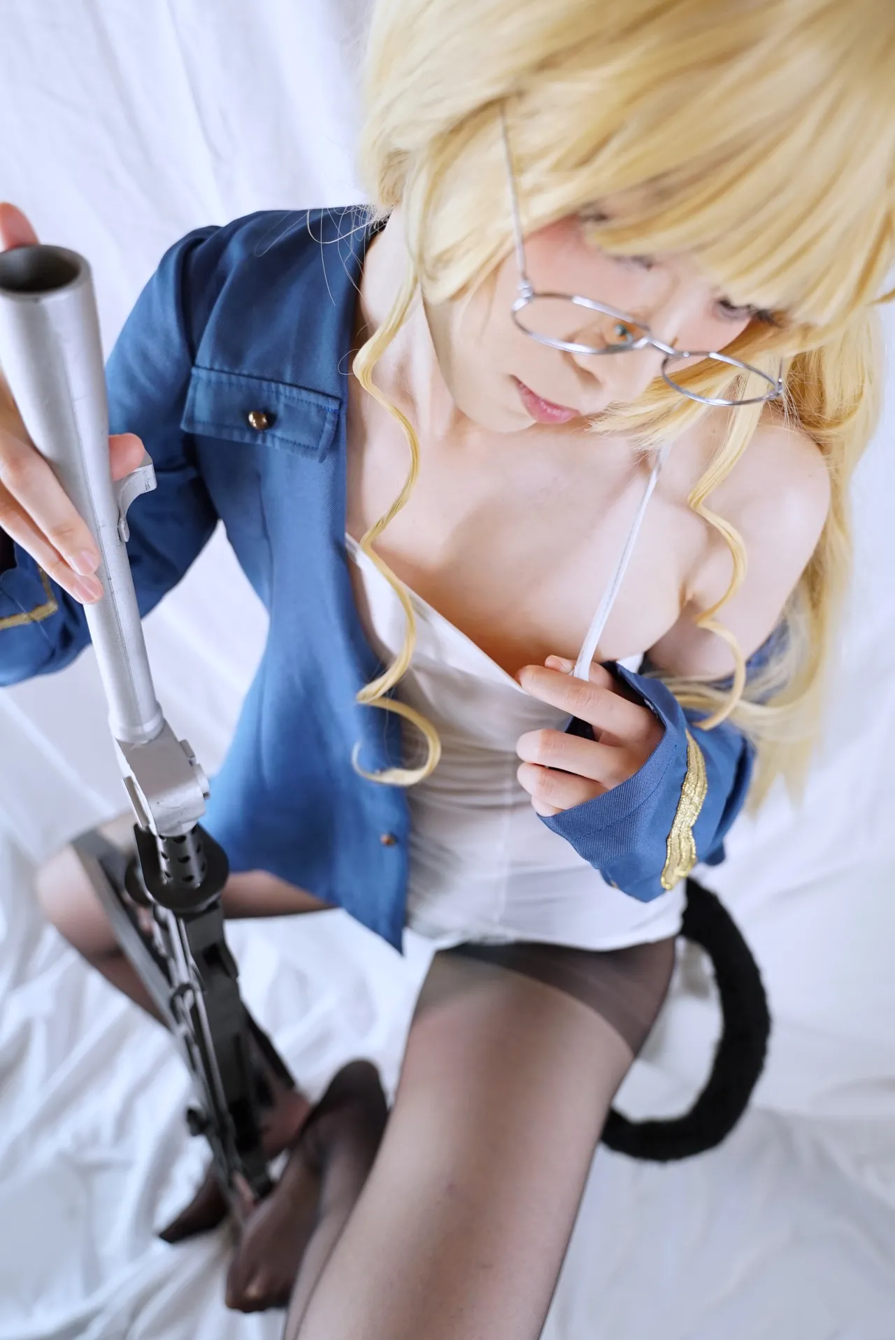 Okino Shizuku La lueur de l'horizon (Strike Witches)-erohere221.jpg