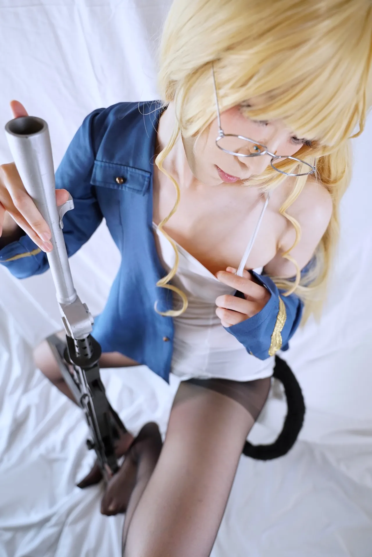 Okino Shizuku La lueur de l'horizon (Strike Witches)-erohere222.jpg