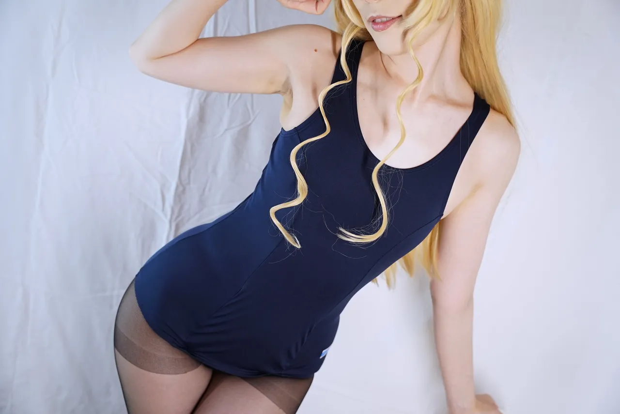 Okino Shizuku La lueur de l'horizon (Strike Witches)-erohere40.jpg