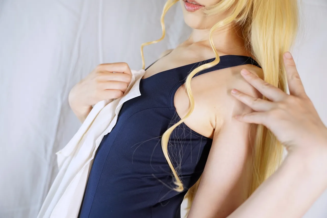 Okino Shizuku La lueur de l'horizon (Strike Witches)-erohere42.jpg