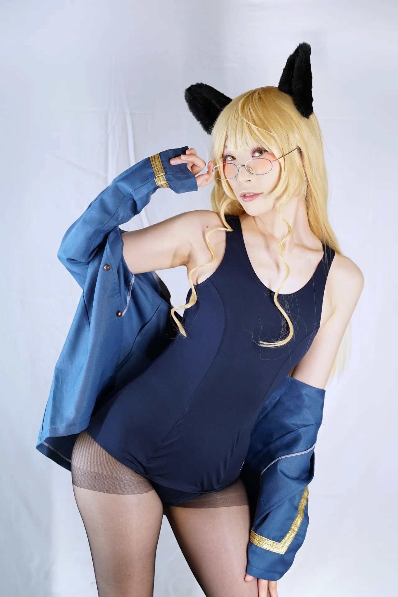 Okino Shizuku La lueur de l'horizon (Strike Witches)-erohere5.jpg